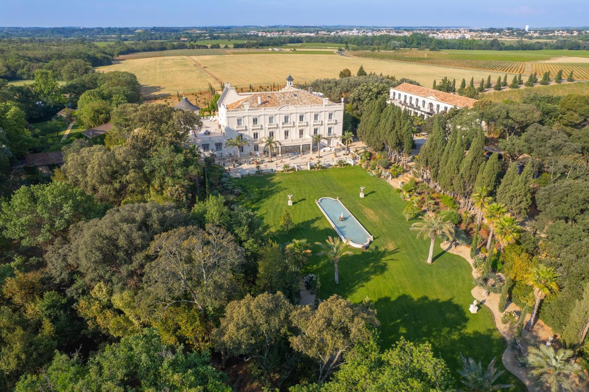Апарт отель Chateau Hermitage De Combas Servian Экстерьер фото